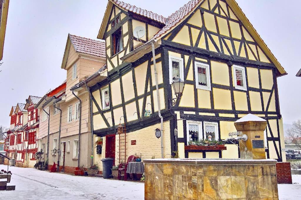 Fachwerkhaus Mitten In Der Altstadt - Ferien In Rotenburg Rotenburg an der Fulda Exterior photo